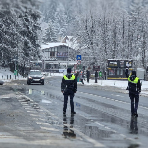 Traficul rutier în județul Brașov se desfășoară în condiții de iarnă