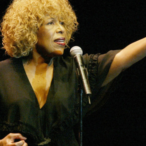 Moartea artistei R&amp;B Roberta Flack la 88 de ani