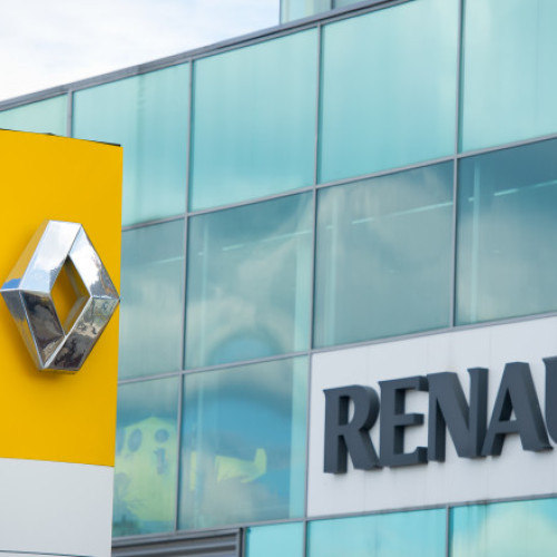 Renault ar putea plăti 112,5 miliarde de ruble pentru a reveni în Rusia