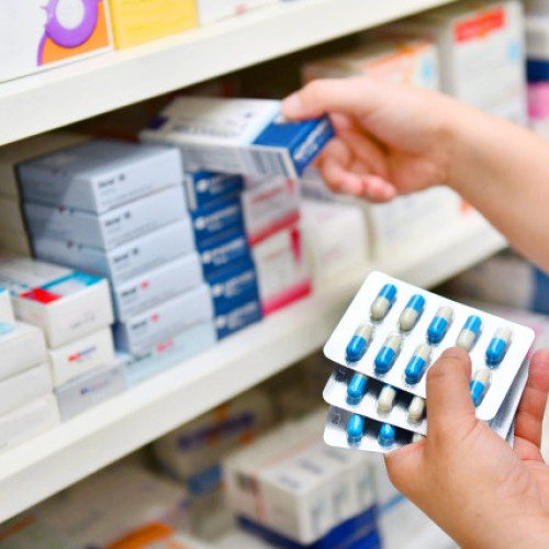 Scumpiri semnificative la medicamente, avertizează industria