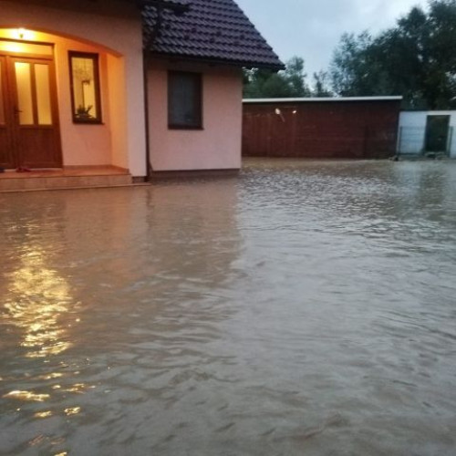 Avertizări de inundații emise pentru județul Brașov