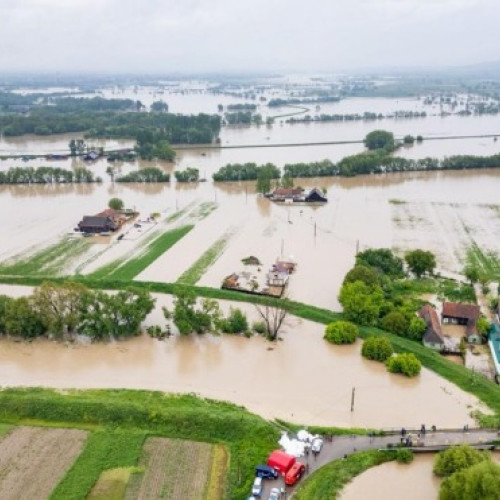Avertizare de inundații în două județe din România, emisă de INHGA
