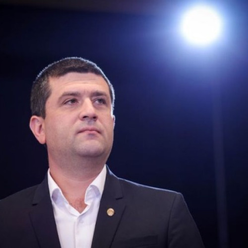 Radu Miruţă: Trebuie să adunăm 35 de miliarde până la finalul acestui an. România este astăzi, un pacient bolnav. I s-a dat un tratament greşit