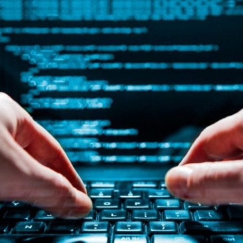Directoratul Naţional de Securitate Cibernetică, avertizare privind tentative de fraudă. Atacatorii încearcă să fure datele de cont bancar invocând necesitatea actualizării datelor, sub pretexte urgente. Sunt vizați clienții ING Bank