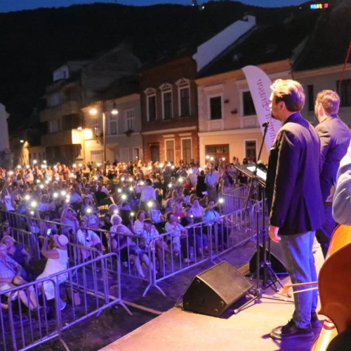 Încep concertele estivale ale Filarmonicii Brașov: Primul eveniment va avea loc în Piața Sfântul Ioan