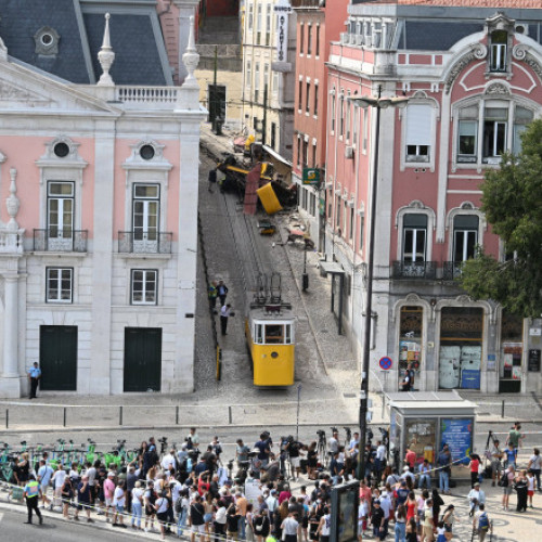 Accident grav la Lisabona: un funicular Glória se prăbușește; bilanț de 16 morți