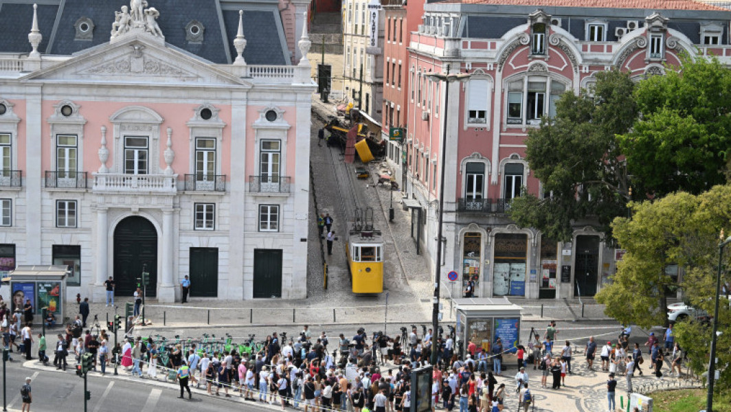 Accident grav la Lisabona: un funicular Glória se prăbușește; bilanț de 16 morți