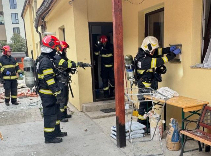 Explozie într-o locuință din Brașov; bărbat rănit grav