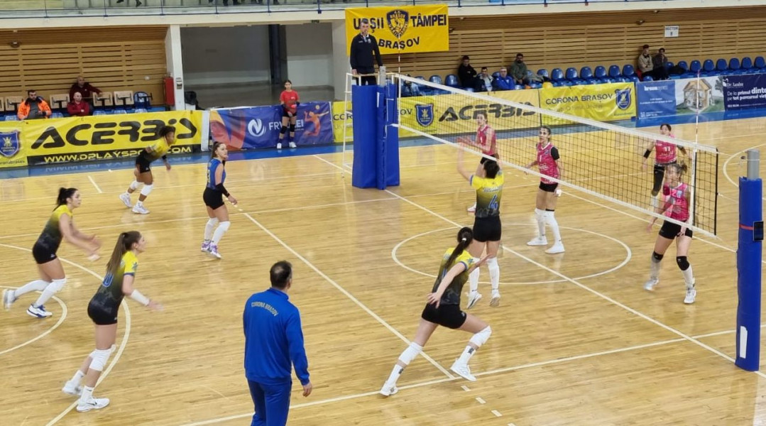 Volei feminin Corona Brașov se pregătește pentru noul sezon