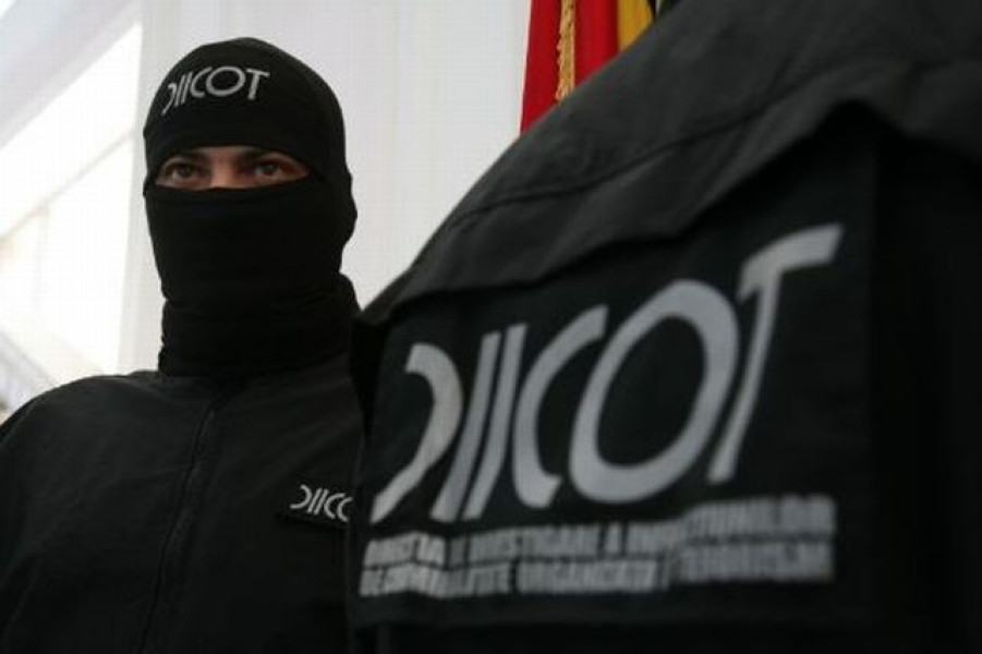 DIICOT reține 53 de persoane în operațiuni împotriva criminalității organizate