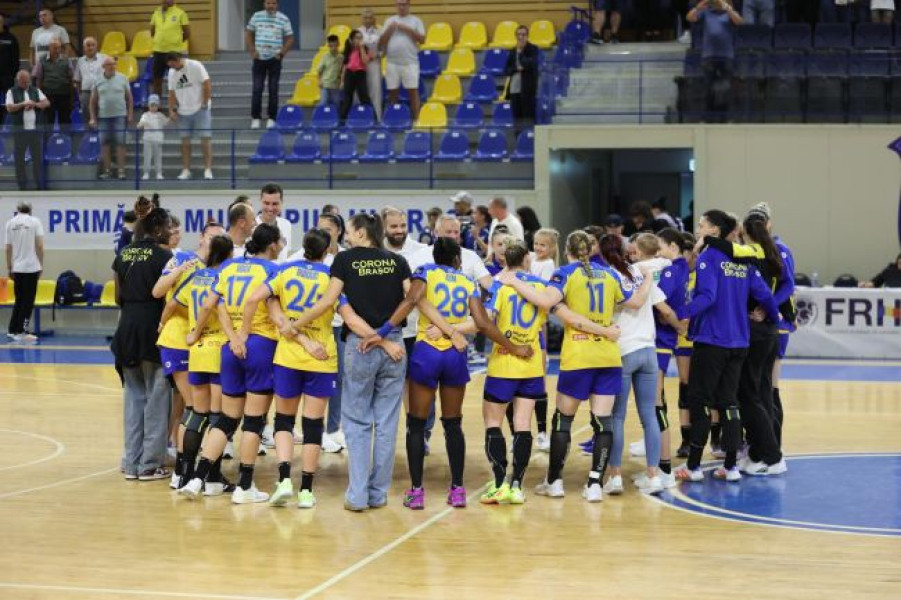 Handbal feminin: Corona Brașov, victorie la 18 goluri diferență